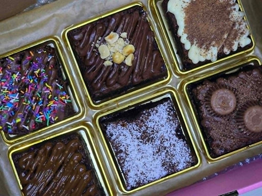 Gluten Free Loaded Brownie box (6)